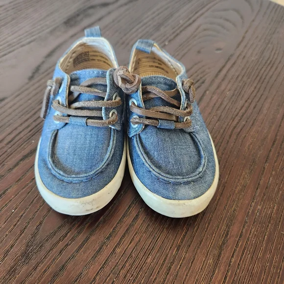 Toddler Old Navy Boat Shoes